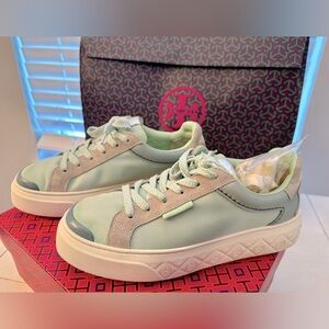 Authentic, Tory Burch ladybug sneaker in pistachio, green and ivory, size 8.5